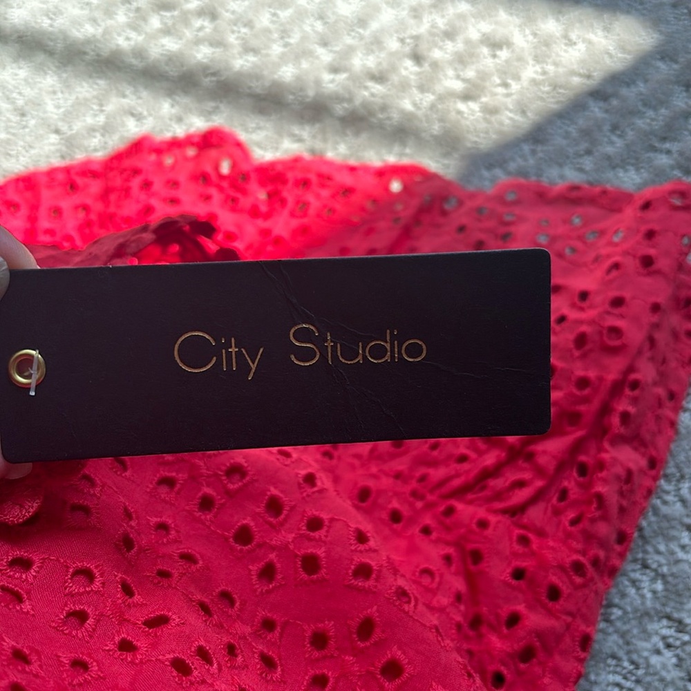 City Studio red off the shoulder Eyelet dress size 1 juniors